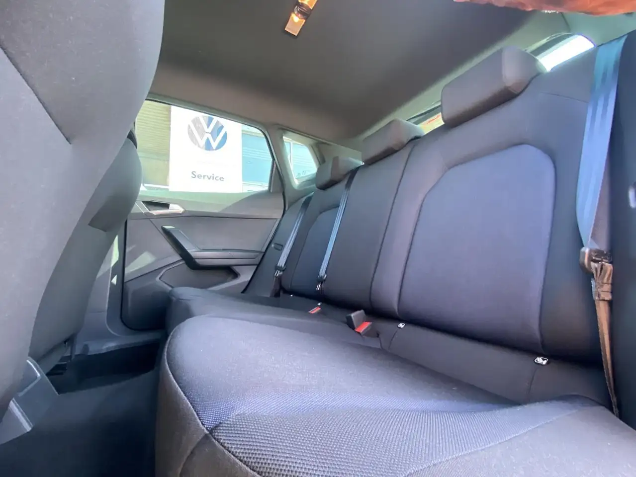 SEAT Arona 1.0 TSI FR 17"+FULL-LINK+VIRTUAL-COCKPIT+N — Galerie du véhicule 12