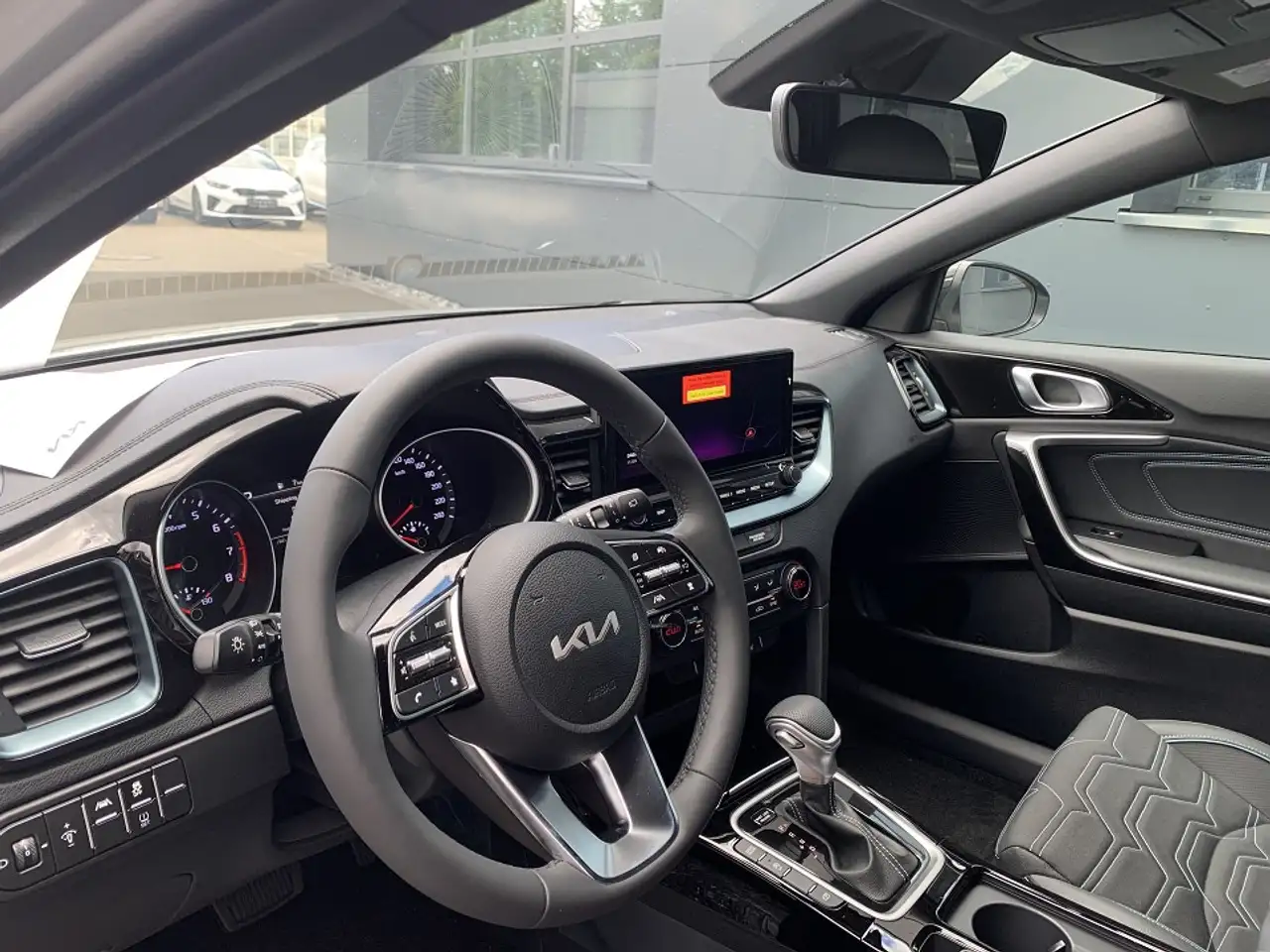 Kia Ceed / cee'd Sportswagon 1.0T 48V DCT 100 NIGHTLINE — Galerie du véhicule 5
