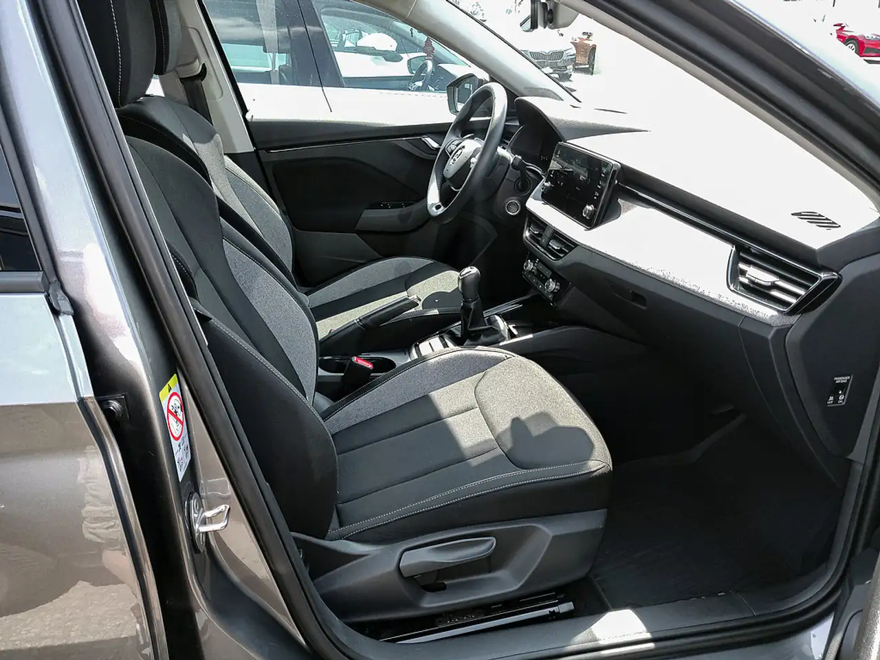 Skoda Scala 1.0 TSI Drive KAM MATRIX SHZ PDC KLIMA — Vehicle gallery 3