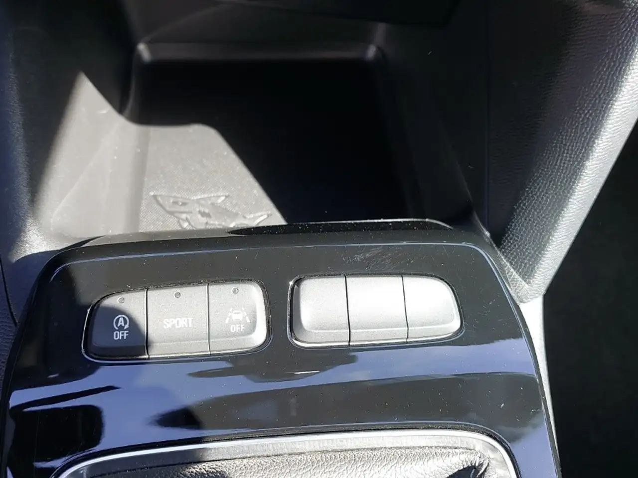 Opel Mokka GS Line ALU RÜCKFAHRKAMERA PDC LENKRADHEIZUNG SITZ — Galerie du véhicule 20