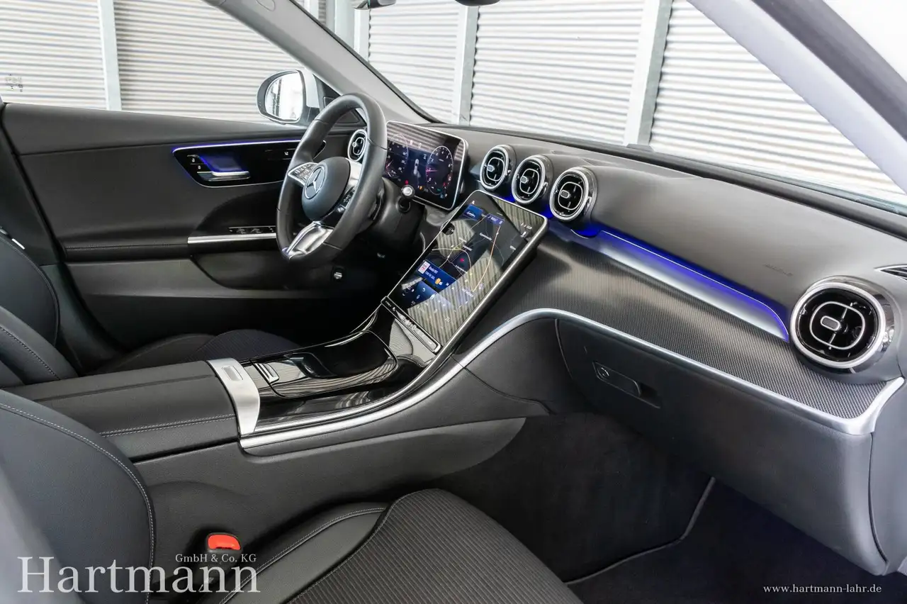 Mercedes-Benz C 180 C 180 T Avantgarde AHK LED Kamera Totwinkel SHZ — معرض صور السيارة 7