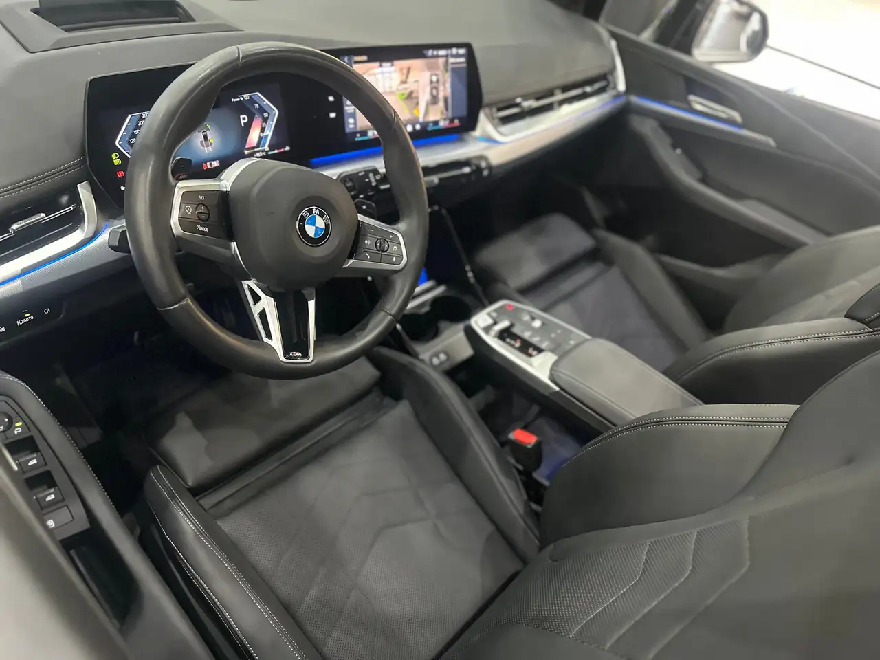BMW 218 Active Tourer M-SPORT*PANO*MASSAGE*360K*AHK — Galerie du véhicule 7