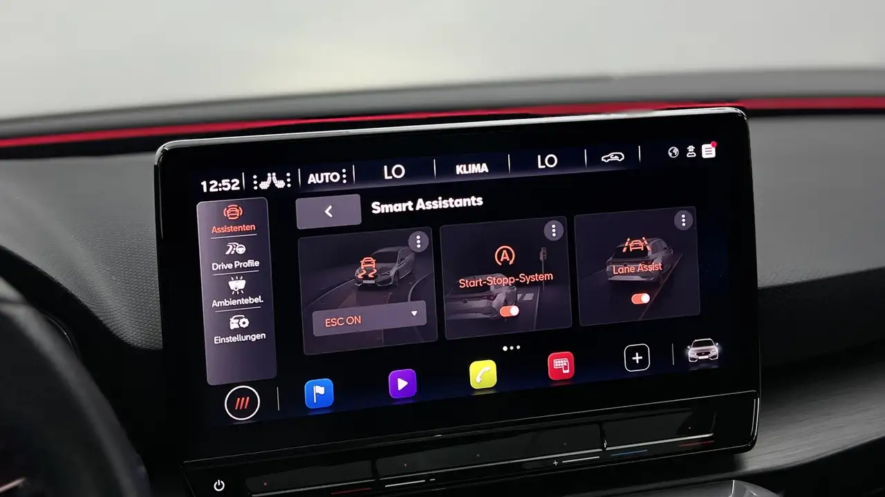 CUPRA Leon Sportstourer 2.0 TSI VZ PANO+MEMO+KEYLESS+ — Vehicle gallery 25