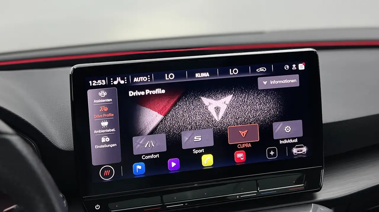 CUPRA Leon Sportstourer 2.0 TSI VZ PANO+MEMO+KEYLESS+ — Vehicle gallery 27