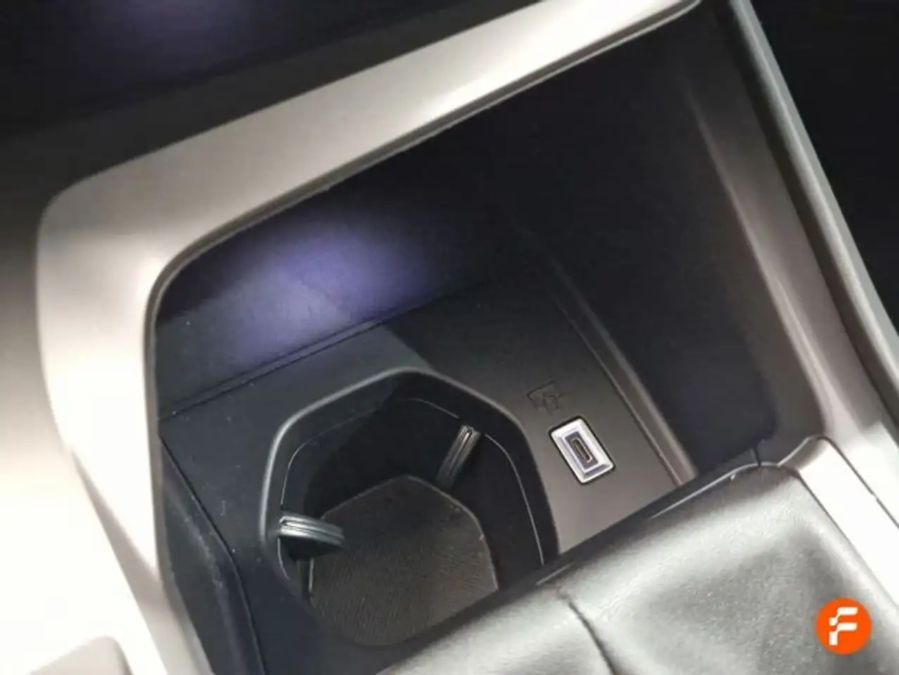 Peugeot 308 1.2 PureTech S&S Allure 130 — معرض صور السيارة 29