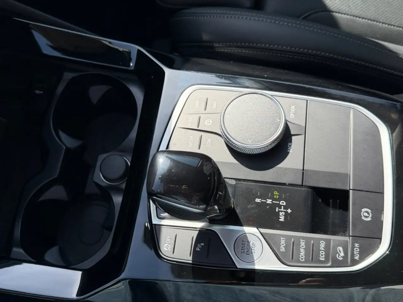 BMW X3 xDrive20i Aut. *PDC*SHZ*RCam*LED*Klima* — معرض صور السيارة 26