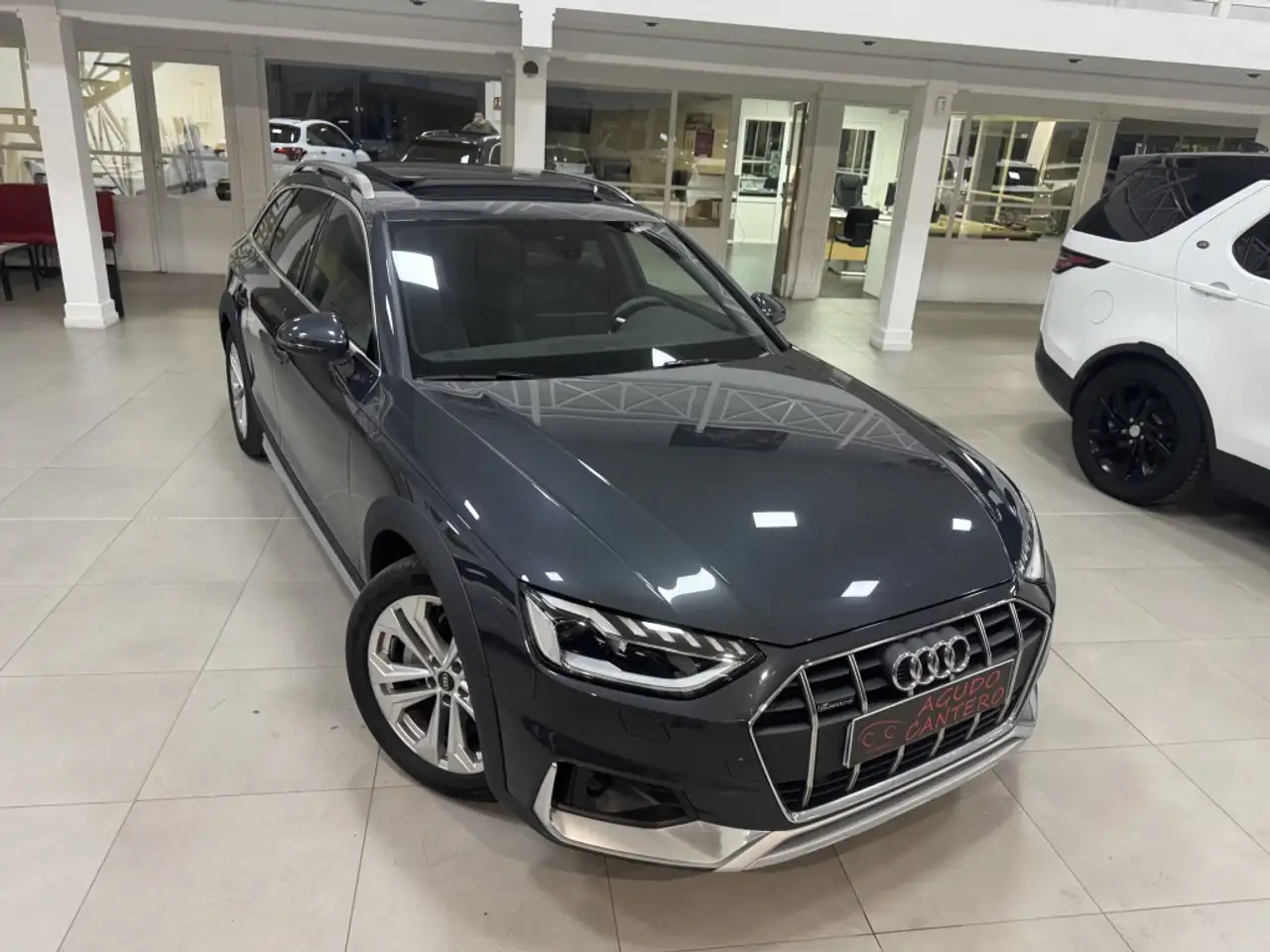 Audi A4 allroad 40 TDI quattro S-Tronic 150kW — Vehicle gallery 5