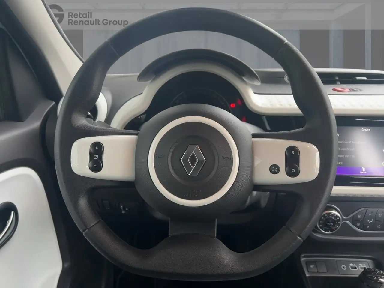 Renault Twingo EQUILIBRE SCe 65 Start & Stop Apple CarPlay — Galería del vehículo 11