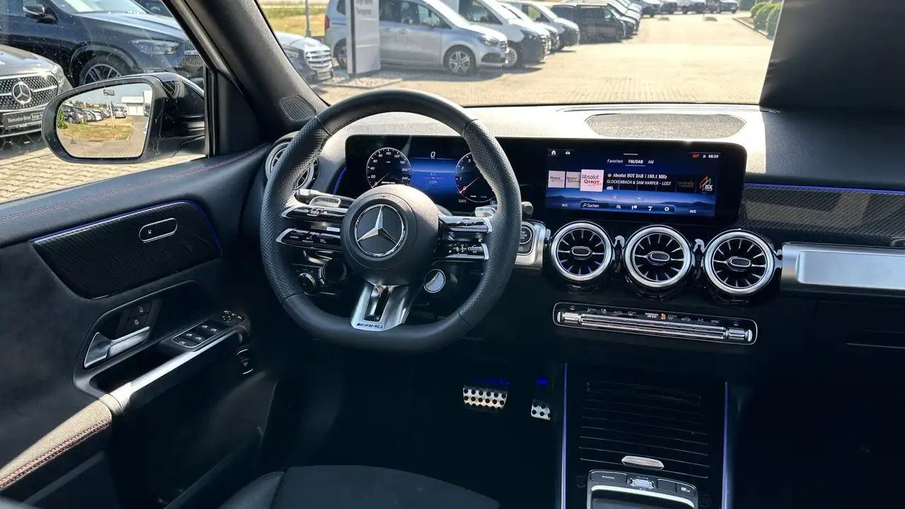 Mercedes-Benz GLB 35 AMG Mercedes-AMG GLB 35 4M Night+Pano+Multibeam+Distronic — Vehicle gallery 22