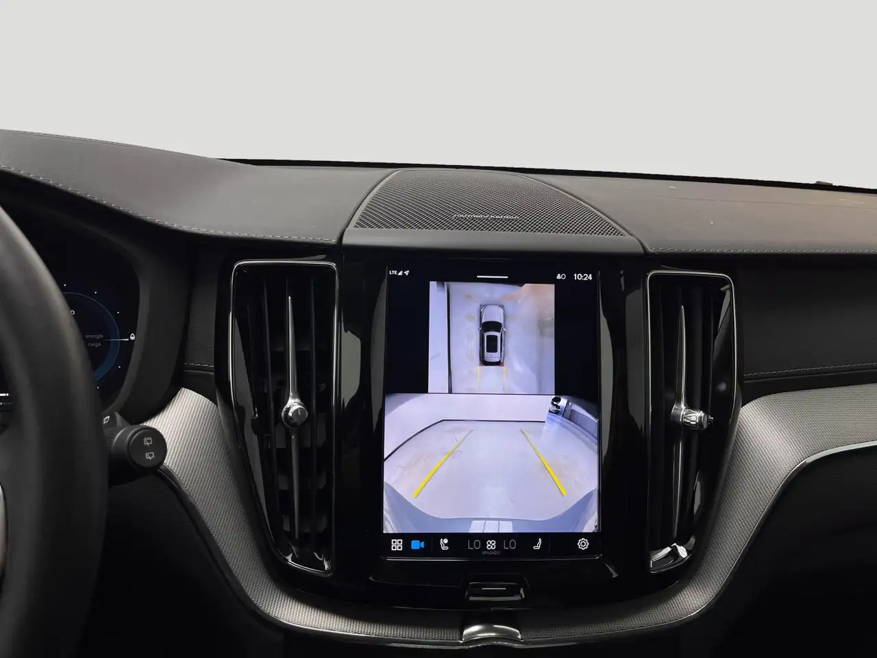 Volvo XC60 2.0 T6 AWD Recharge Ultra Dark Auto — Vehicle gallery 10