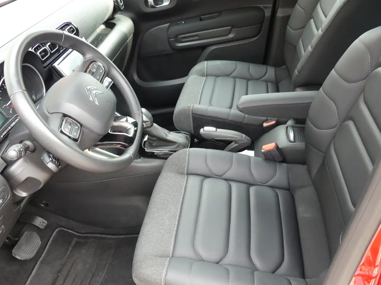 Citroen C3 Aircross PureTech 130 S&S EAT6 Max — معرض صور السيارة 13
