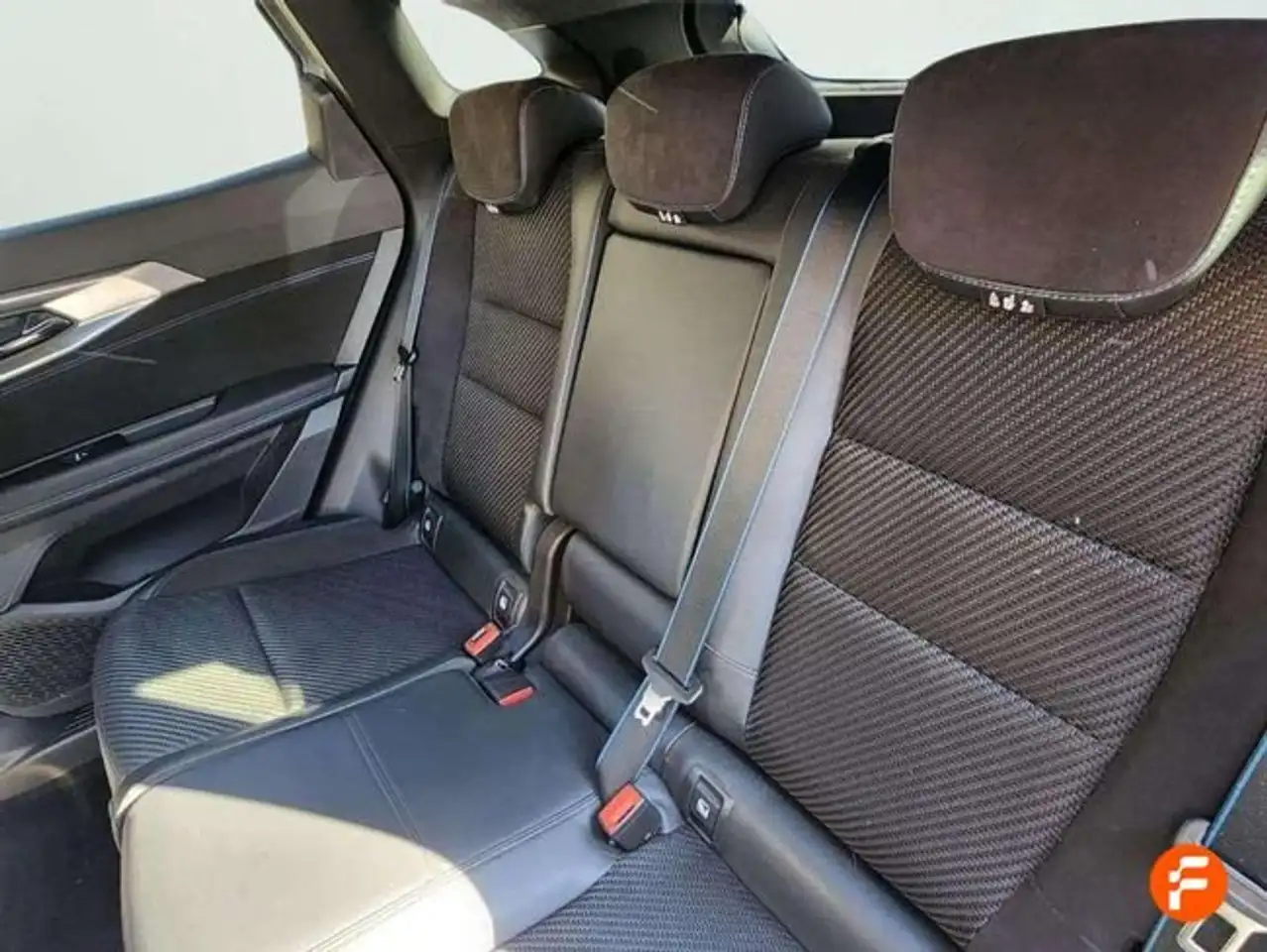 Renault Austral 1.2 E-Tech Híbrido Iconic Esprit Alpine 146kW — Galerie du véhicule 25