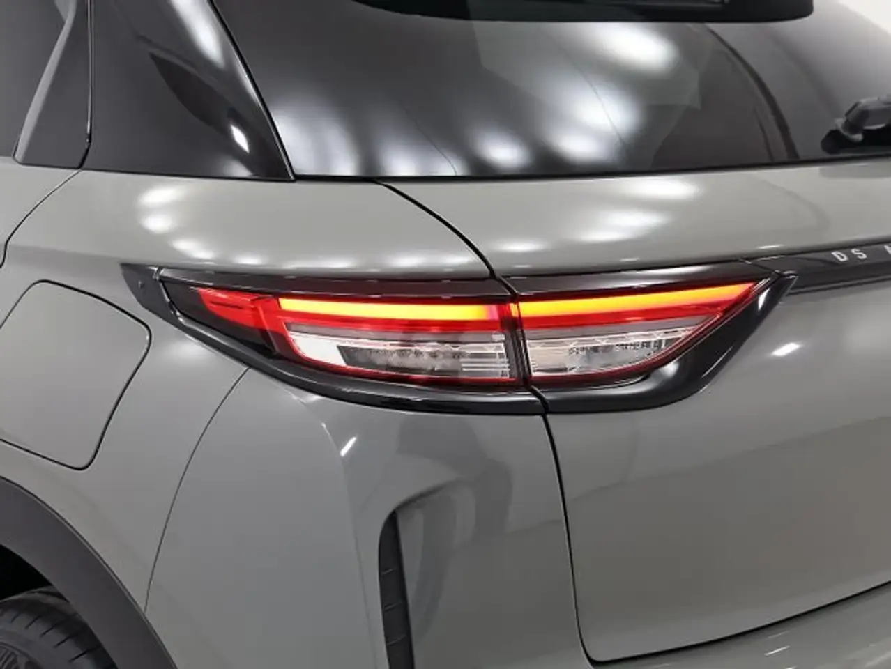 DS Automobiles DS 3 PureTech 96kW Aut. Esprit de Voyage — Vehicle gallery 38