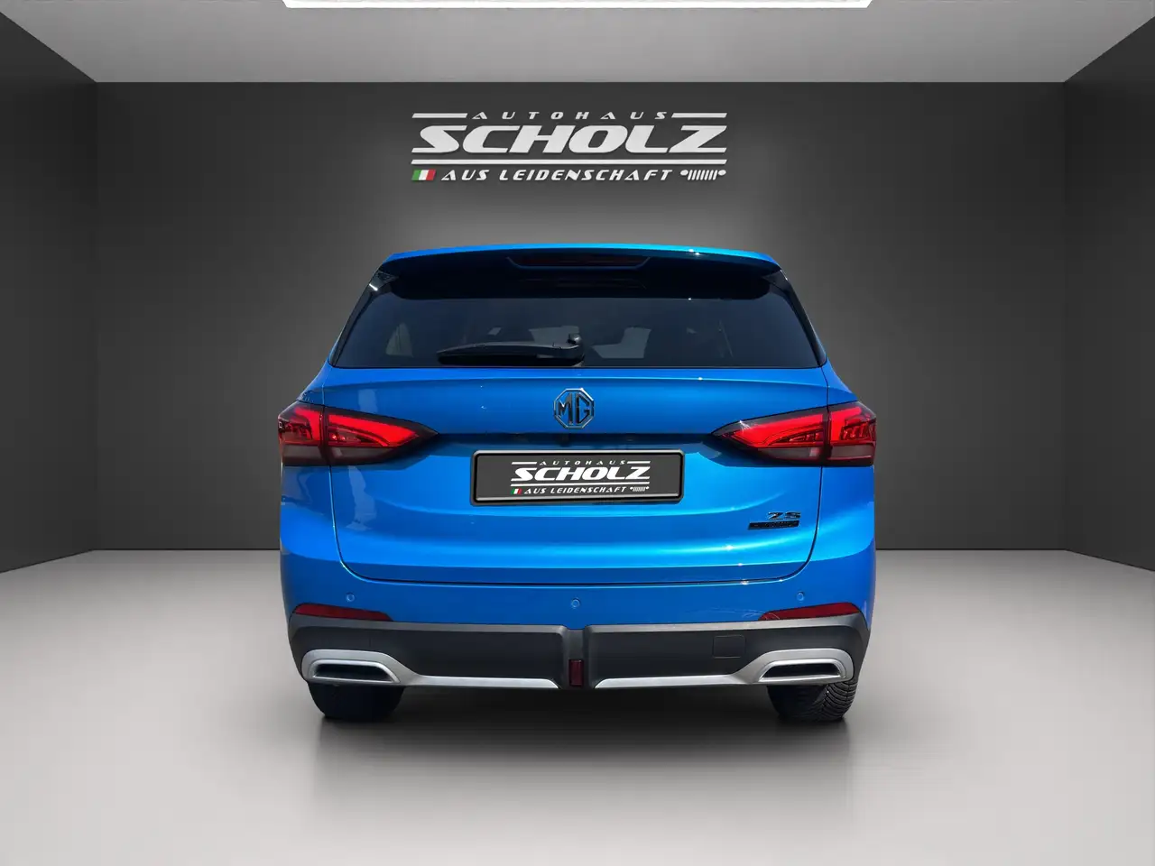 MG ZS Hybrid AT + Luxury MY24 — Vehicle gallery 5