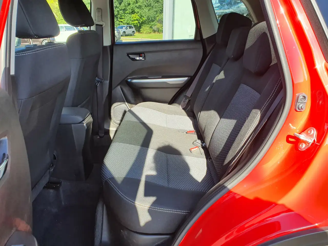 Suzuki Vitara 1.4 Mild-Hybrid Comfort 4x2*Rückfahrk.*Klimaaut.* — Galerie du véhicule 13