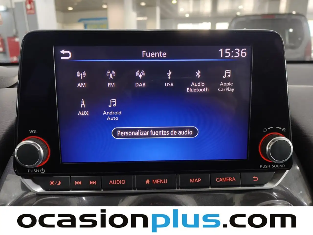 Nissan Juke 1.0 DIG-T N-Connecta 4x2 DCT 7 114 — Vehicle gallery 8