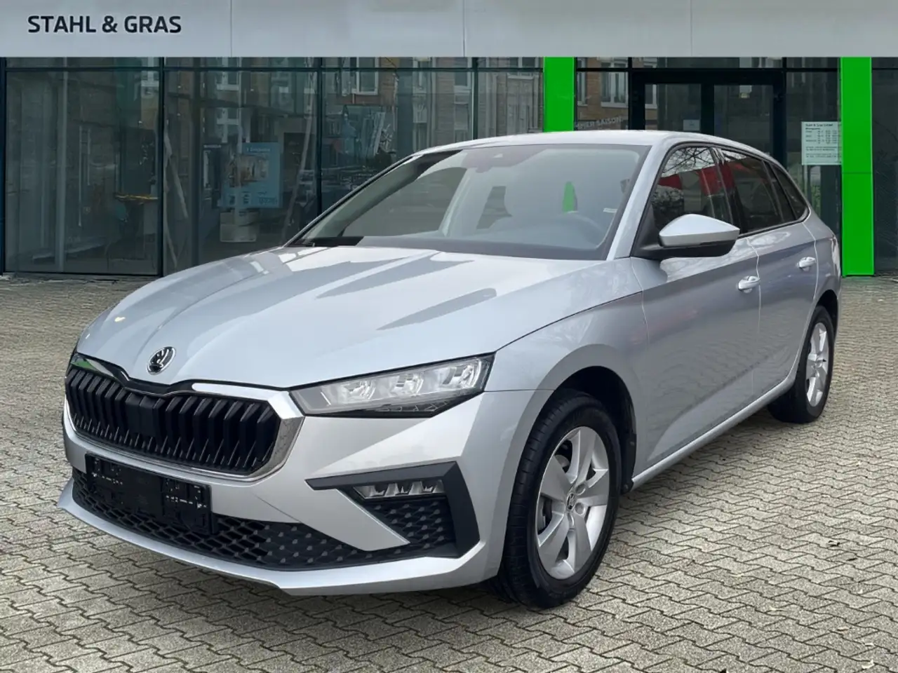 Skoda Scala Essence 1.0 TSI Digitales Cockpit LED Apple CarPla — Galería del vehículo 3