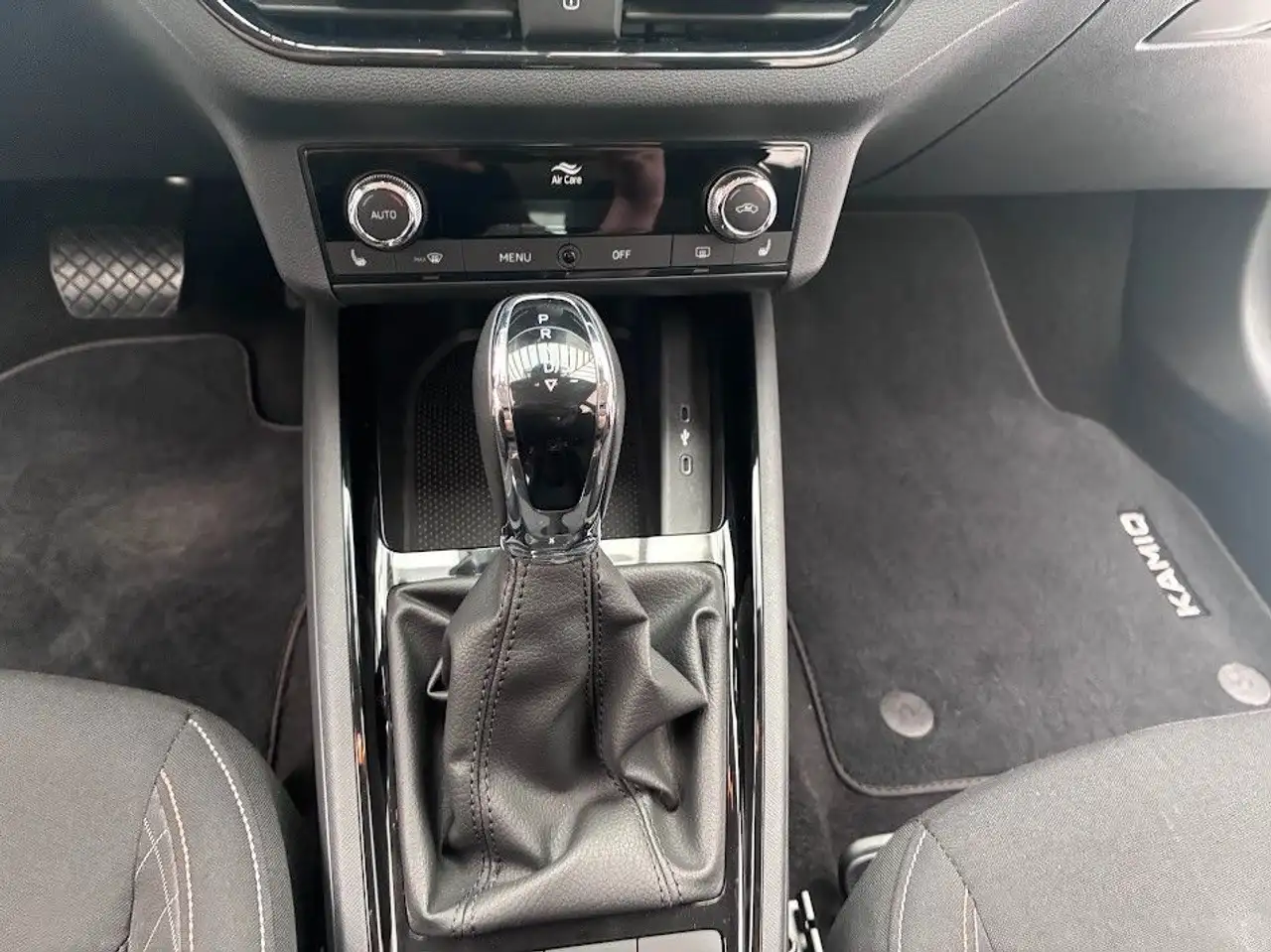 Skoda Kamiq Ambition 1.0TSI — معرض صور السيارة 17