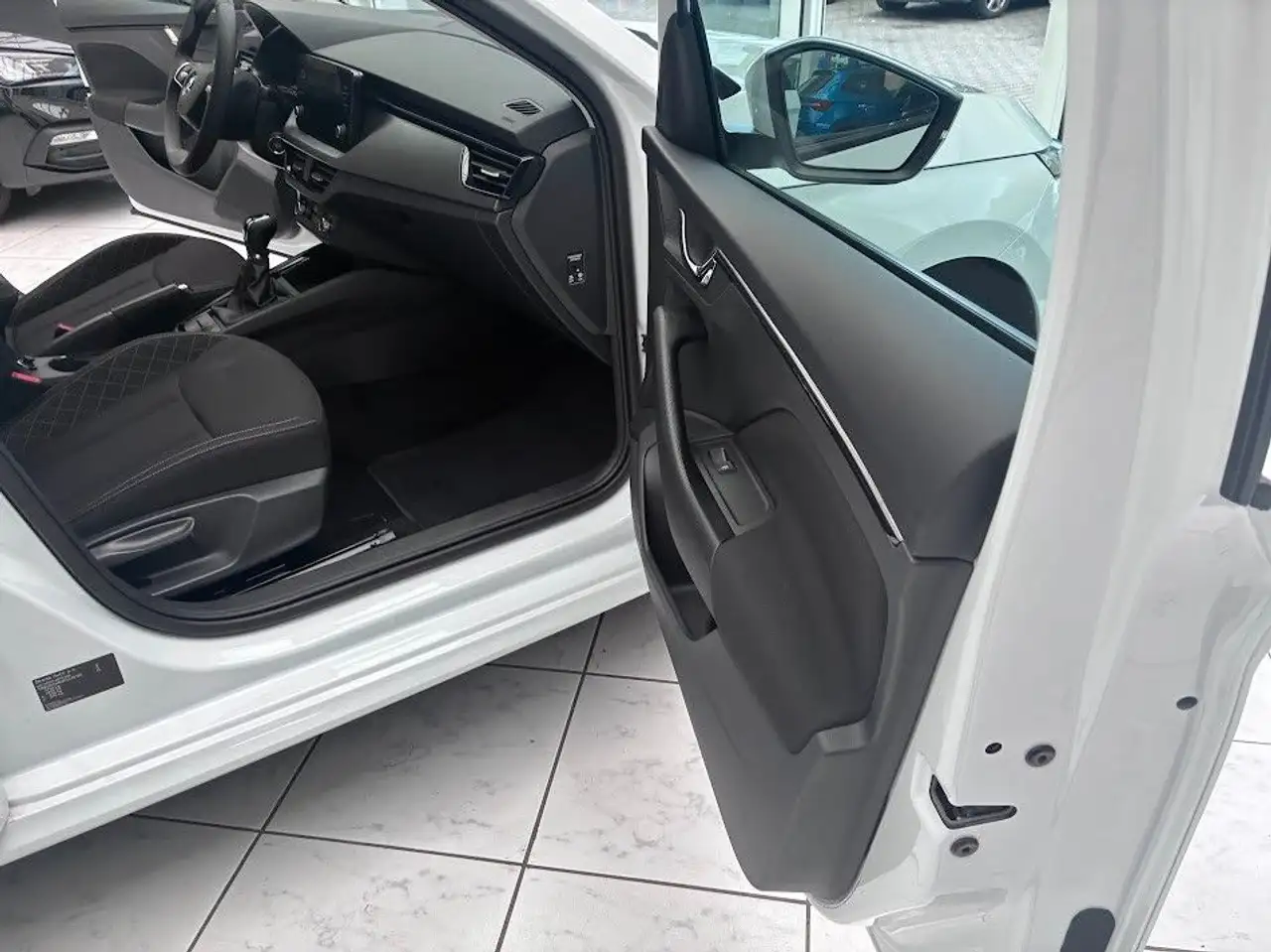 Skoda Kamiq Ambition 1.0TSI — معرض صور السيارة 7