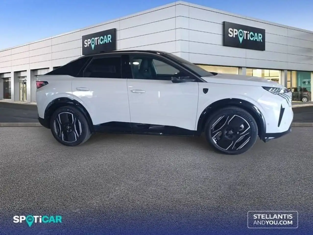 Peugeot 3008 Eléctrico 157kW GT — Vehicle gallery 4