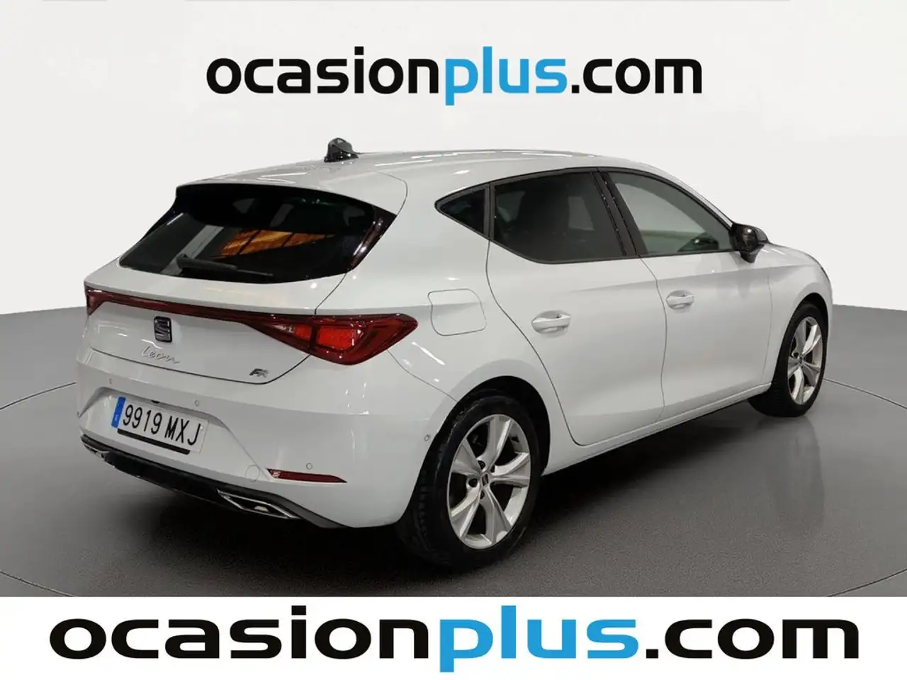 SEAT Leon 1.0 eTSI S&S FR 25º Aniversario DSG-7 110 — معرض صور السيارة 4