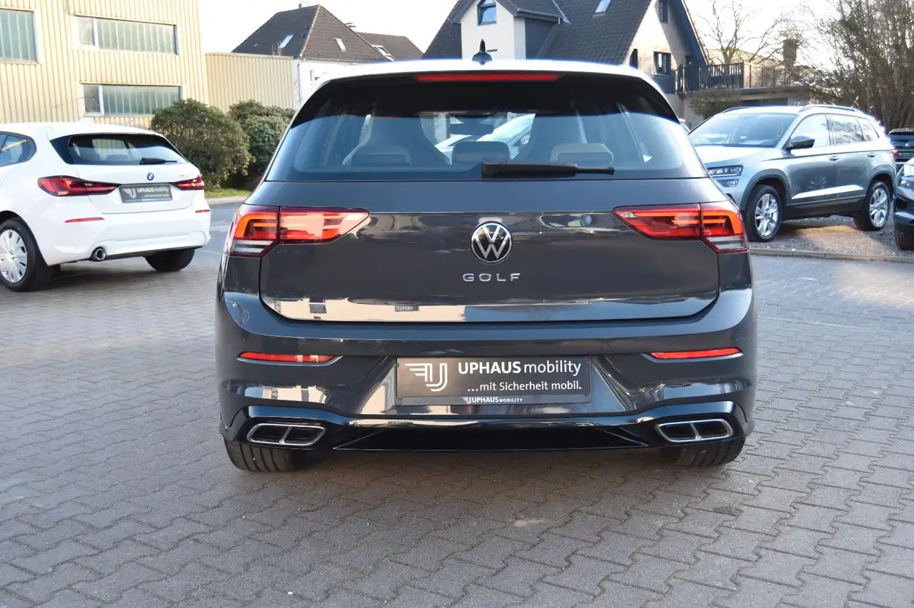 Volkswagen Golf VIII 1,5 TSI Lim. R-Line LED/Carplay/18" — Galería del vehículo 5