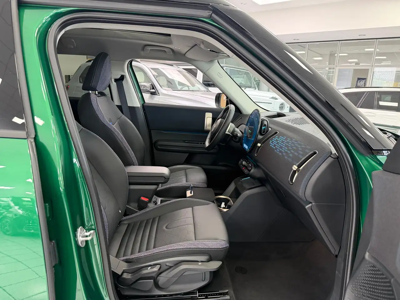 MINI Sonstige ALL4 Classic Trim*HUD*KEYL — معرض صور السيارة 23