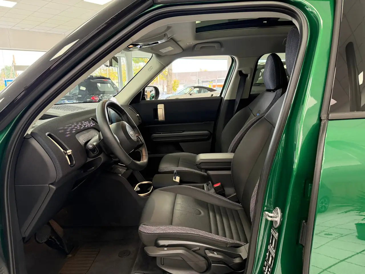 MINI Sonstige ALL4 Classic Trim*HUD*KEYL — معرض صور السيارة 10
