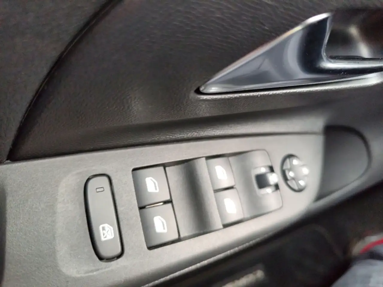 Opel Corsa F GS 1.2 Turbo 100PS LED Rückfahrkam. PDC SHZ Lenk — معرض صور السيارة 29