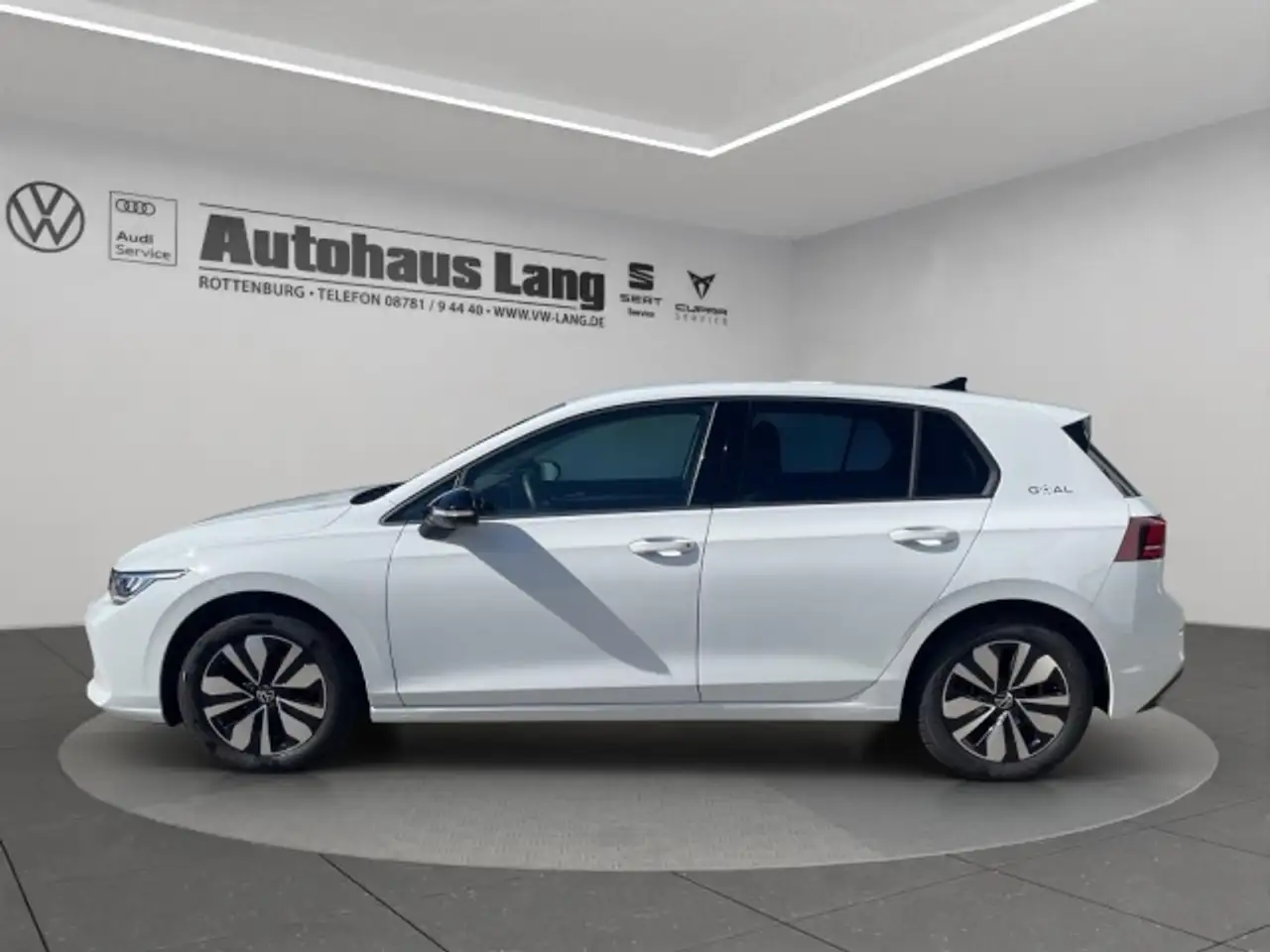 Volkswagen Golf VIII 1.5 TSI Goal ACC Navi Standh Travel Assist 1. — Galería del vehículo 3
