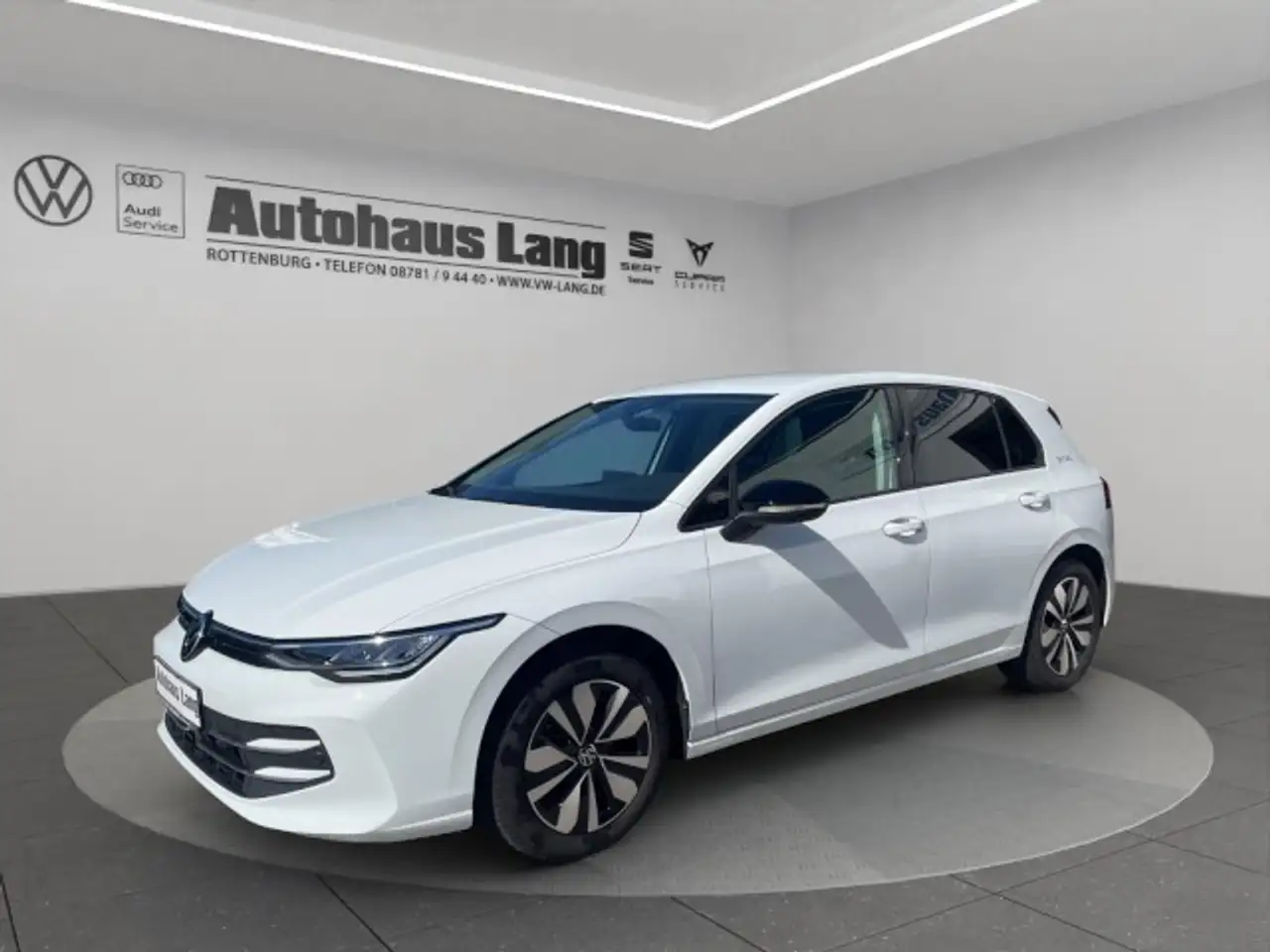 Volkswagen Golf VIII 1.5 TSI Goal ACC Navi Standh Travel Assist 1. — Galería del vehículo 2