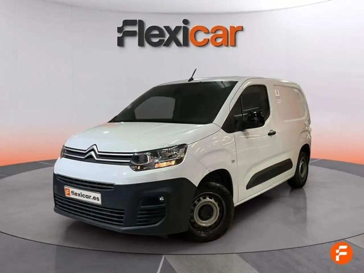Citroen Berlingo Talla XL BlueHDi 100 S&S PLUS - 4P (2024) — معرض صور السيارة 2