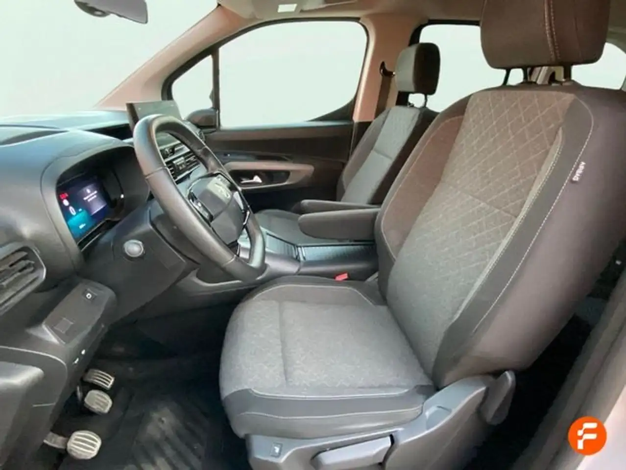 Opel Combo 100 Cv 1.5 Td S/S MT6 €6.4 — معرض صور السيارة 15