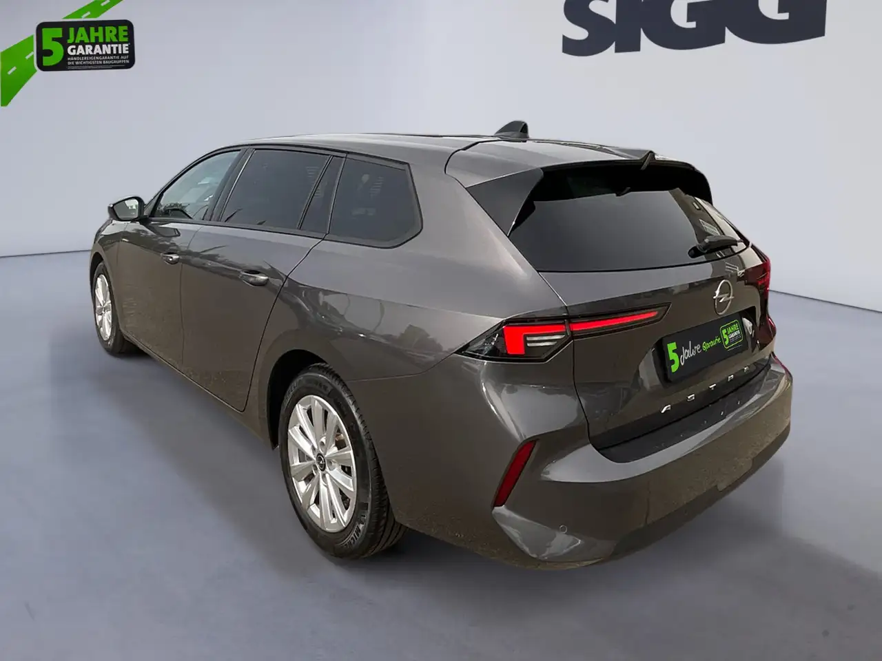 Opel Astra L Sports Tourer 1.2 KeyLess, CarPlay — Galerie du véhicule 4