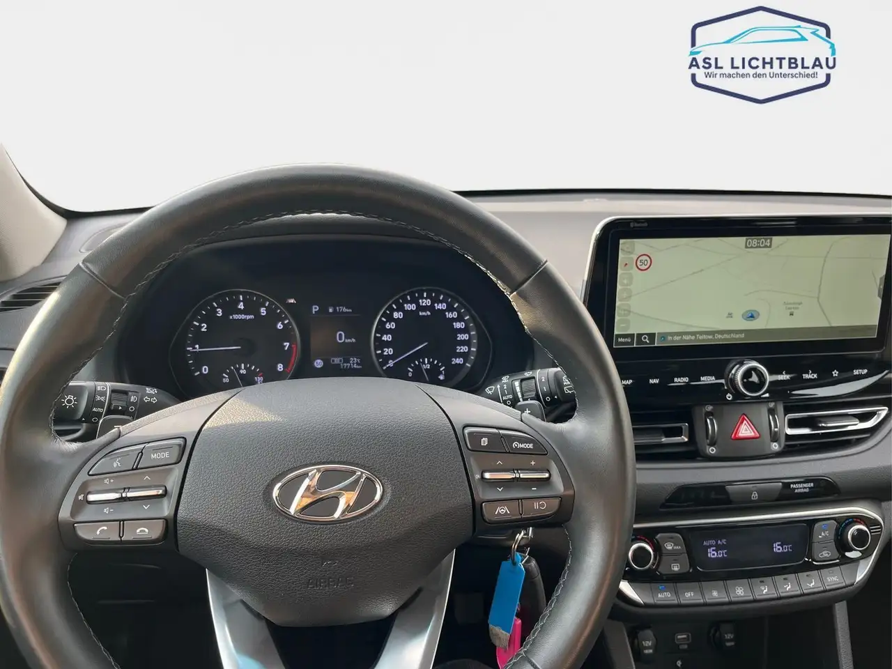 Hyundai i30 1.0 T-GDI Trend Mild-Hybrid — Vehicle gallery 12