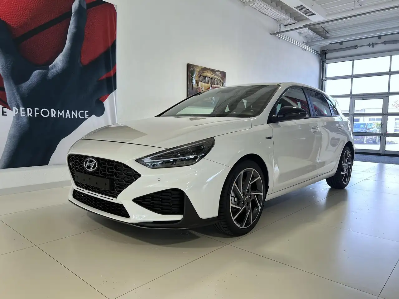 Hyundai i30 N Line 1.5 TGDi 117 kW (160 PS) Navigationssyst... — Selent