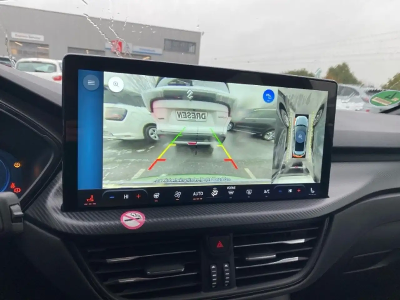 Ford Kuga Hybrid 2.5 Duratec FHEV ST-Line X/ Panorama / AHK — معرض صور السيارة 17