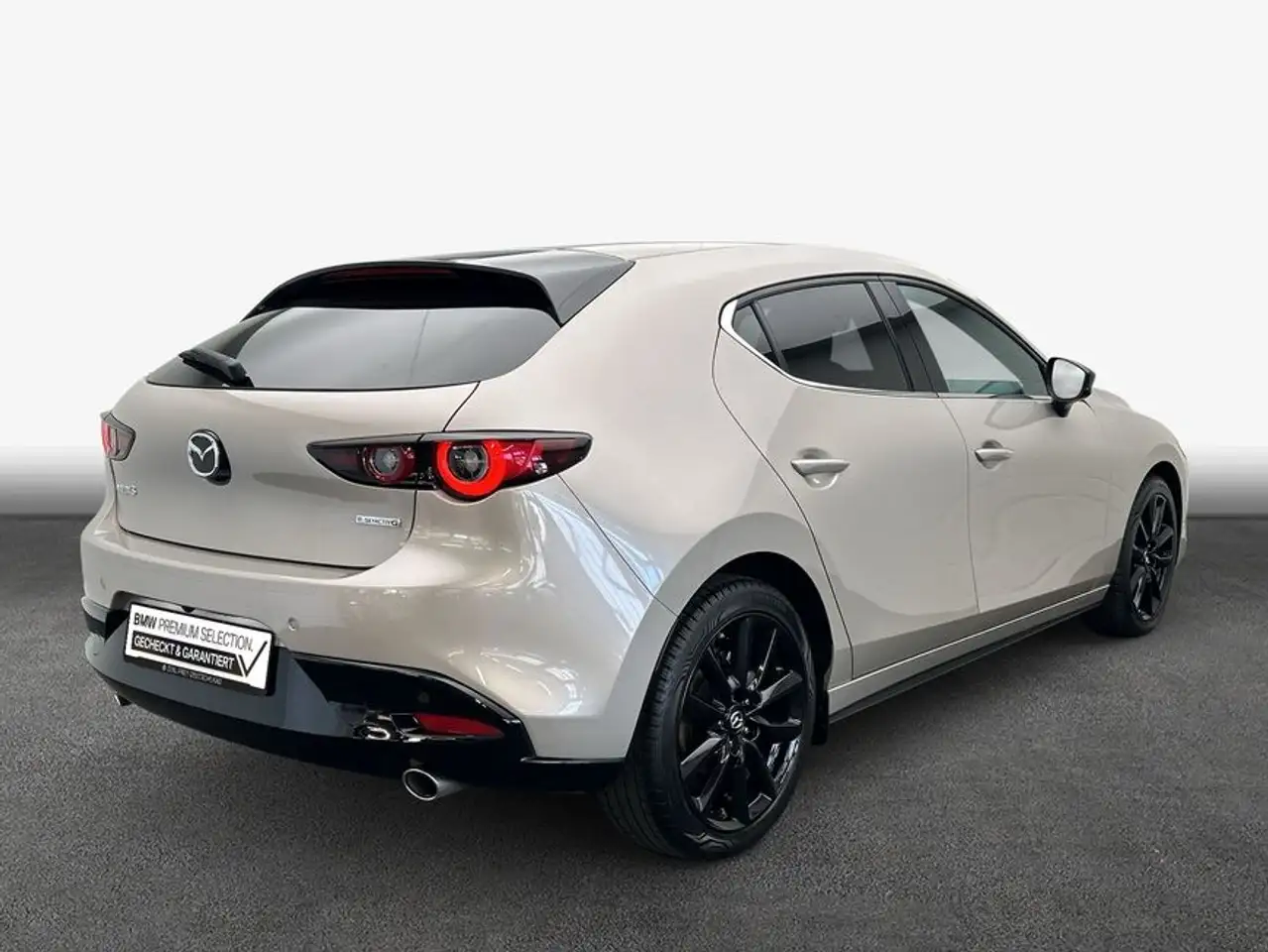 Mazda 3 e-SKYACTIV-G 150 M HYBRID HOMURA — Vehicle gallery 2
