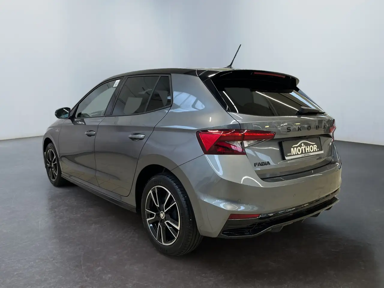 Skoda Fabia Monte Carlo 1.0 TSI DSG 2xSitzheizung Klima — معرض صور السيارة 4