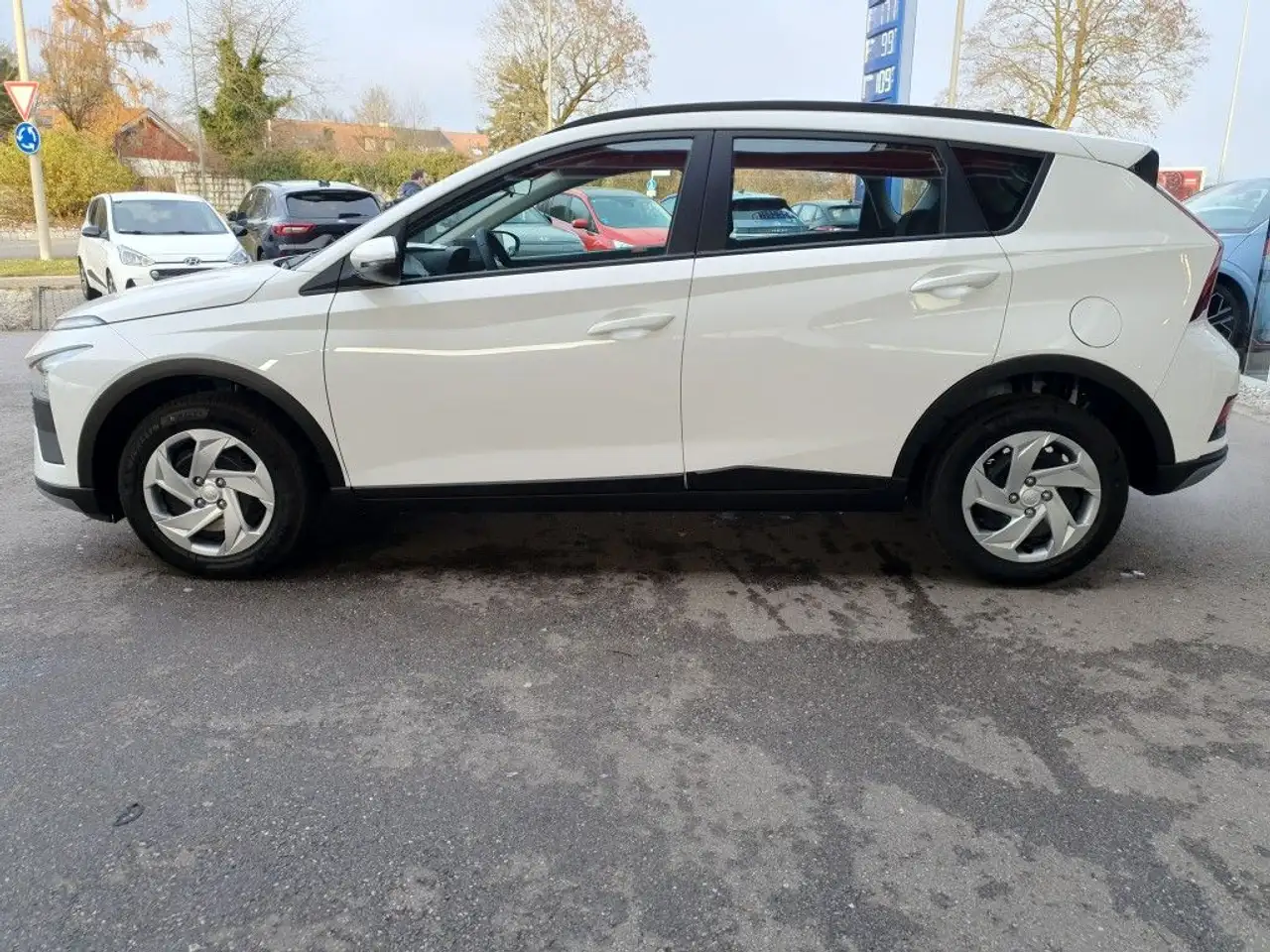 Hyundai BAYON 1.0 T-GDI Select — معرض صور السيارة 9