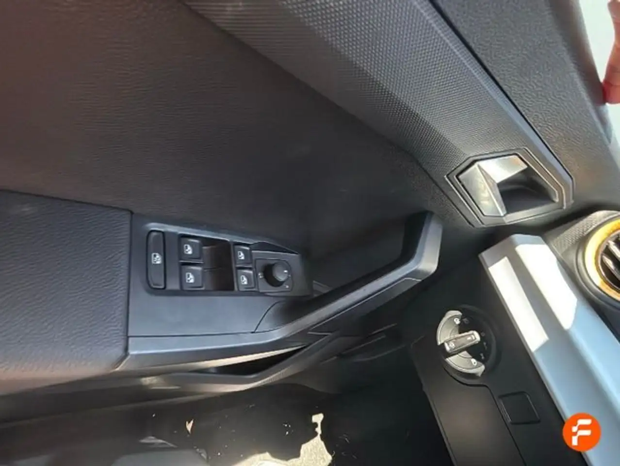 SEAT Arona 1.0 TSI 85kW (115CV) DSG Style XL — Galerie du véhicule 16