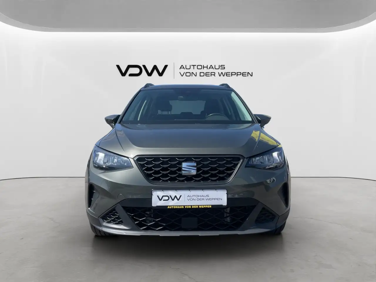 SEAT Arona Style Edition TSI DSG Navi ACC SHZ PDC — معرض صور السيارة 2