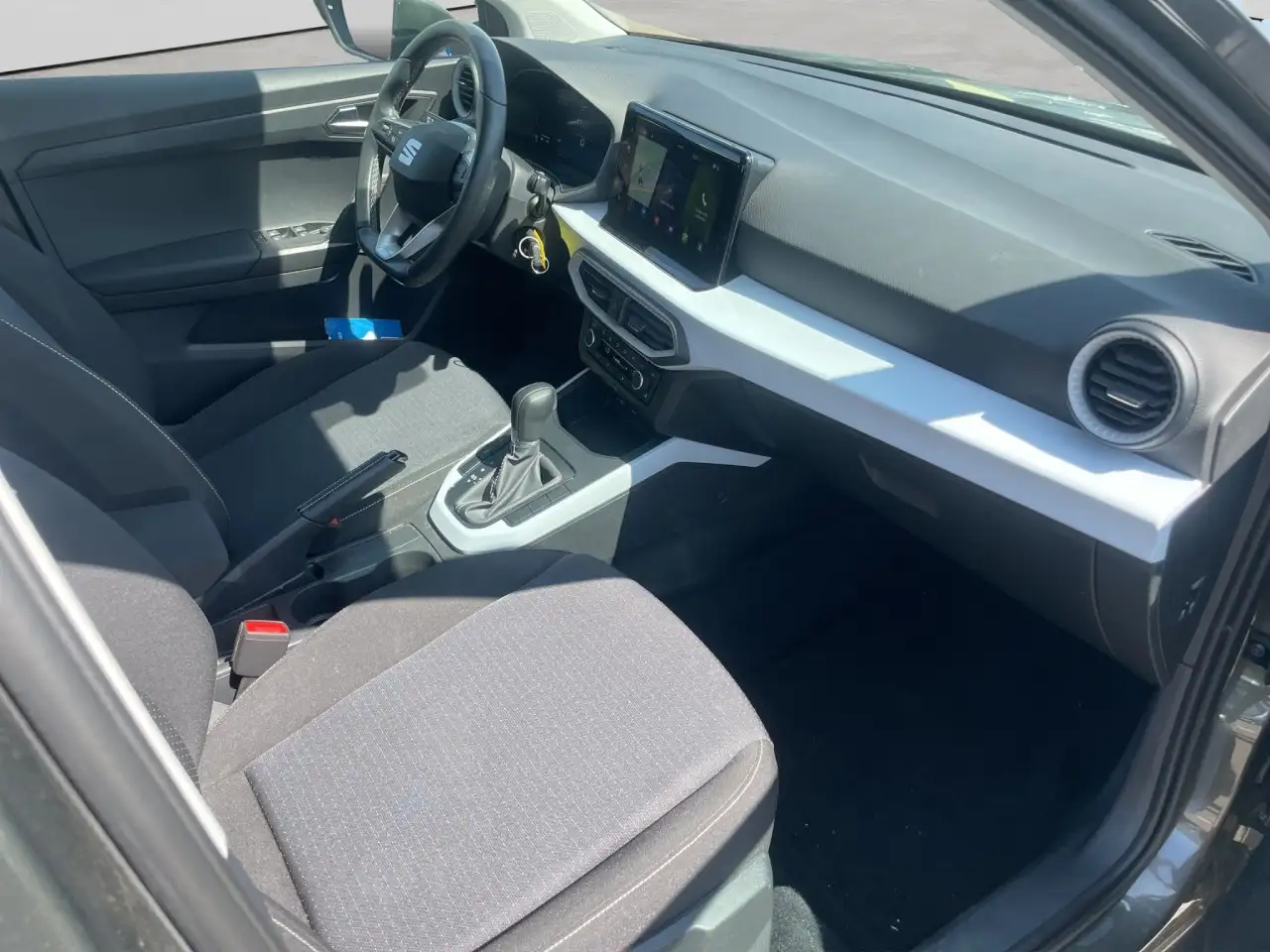SEAT Arona Style Edition TSI DSG Navi ACC SHZ PDC — معرض صور السيارة 14