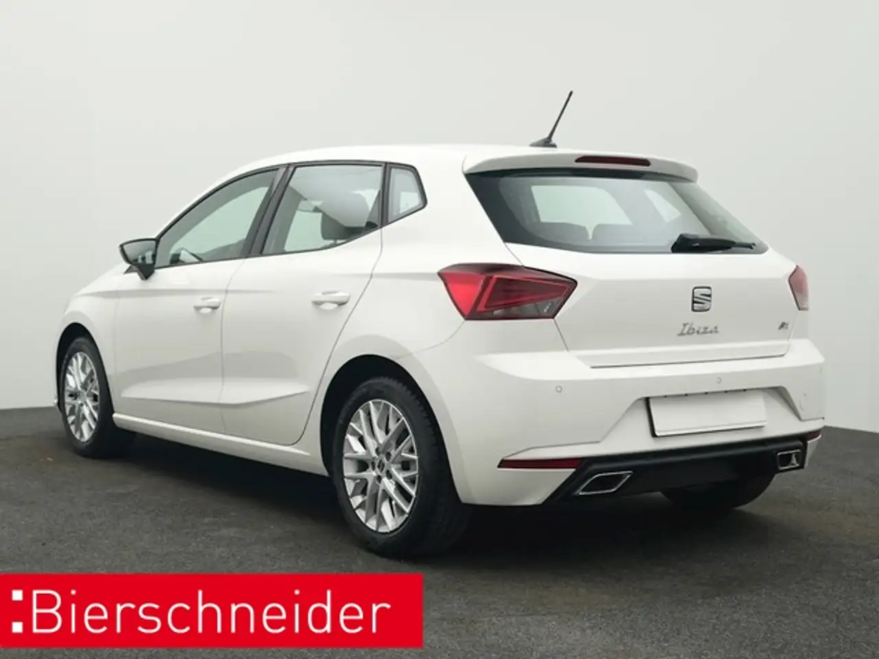SEAT Ibiza 1.0 TSI FR LED Navi Full Link PDC WP — Galería del vehículo 3