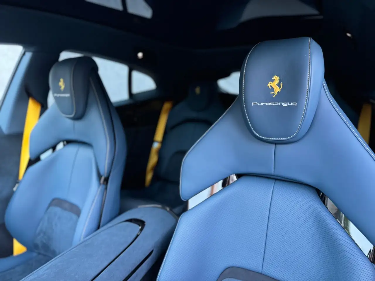 Ferrari Purosangue NOVITEC ESTESO BLUE CARBON 1 of 1 — Galería del vehículo 22