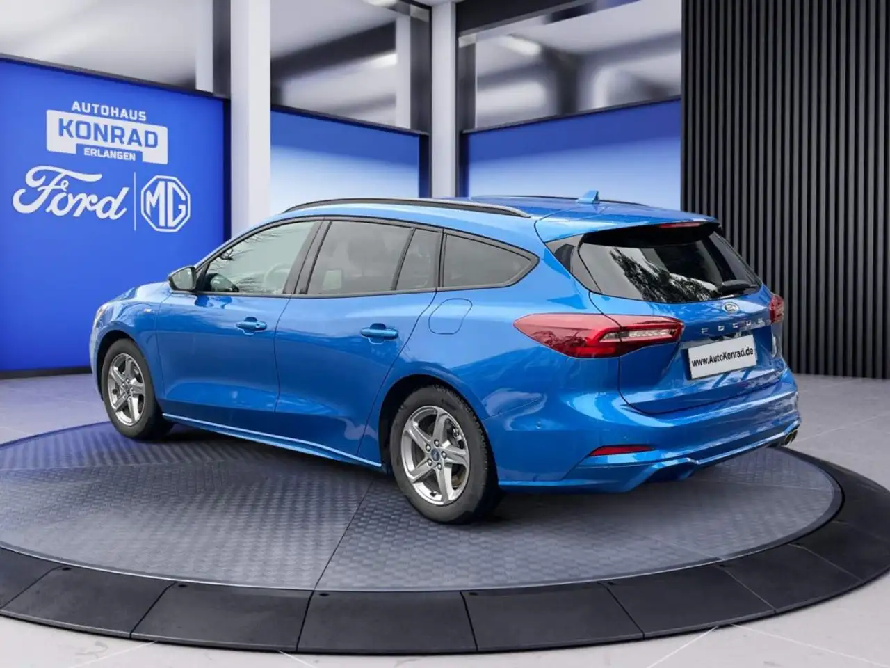 Ford Focus Turnier 1.0 MHEV ST-LINE *B&O*Winter*Parking Pk* — Vehicle gallery 4