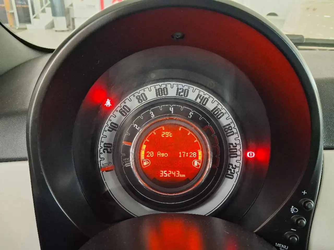 Fiat 500 1.0 HYBRID DOLCEVITA — Vehicle gallery 19