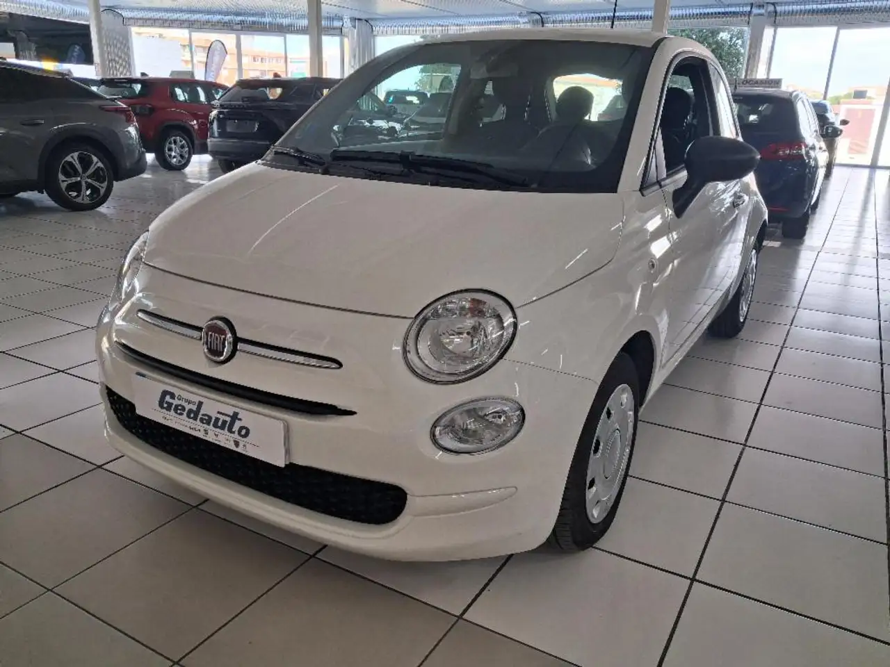 Fiat 500 1.0 HYBRID DOLCEVITA — Vehicle gallery 15