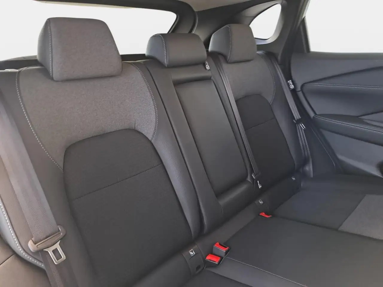 Nissan Qashqai QASHQAI 1.3 DIG-T MHEV AUTO. MJ24 N-CONNECTA NAVI — معرض صور السيارة 18