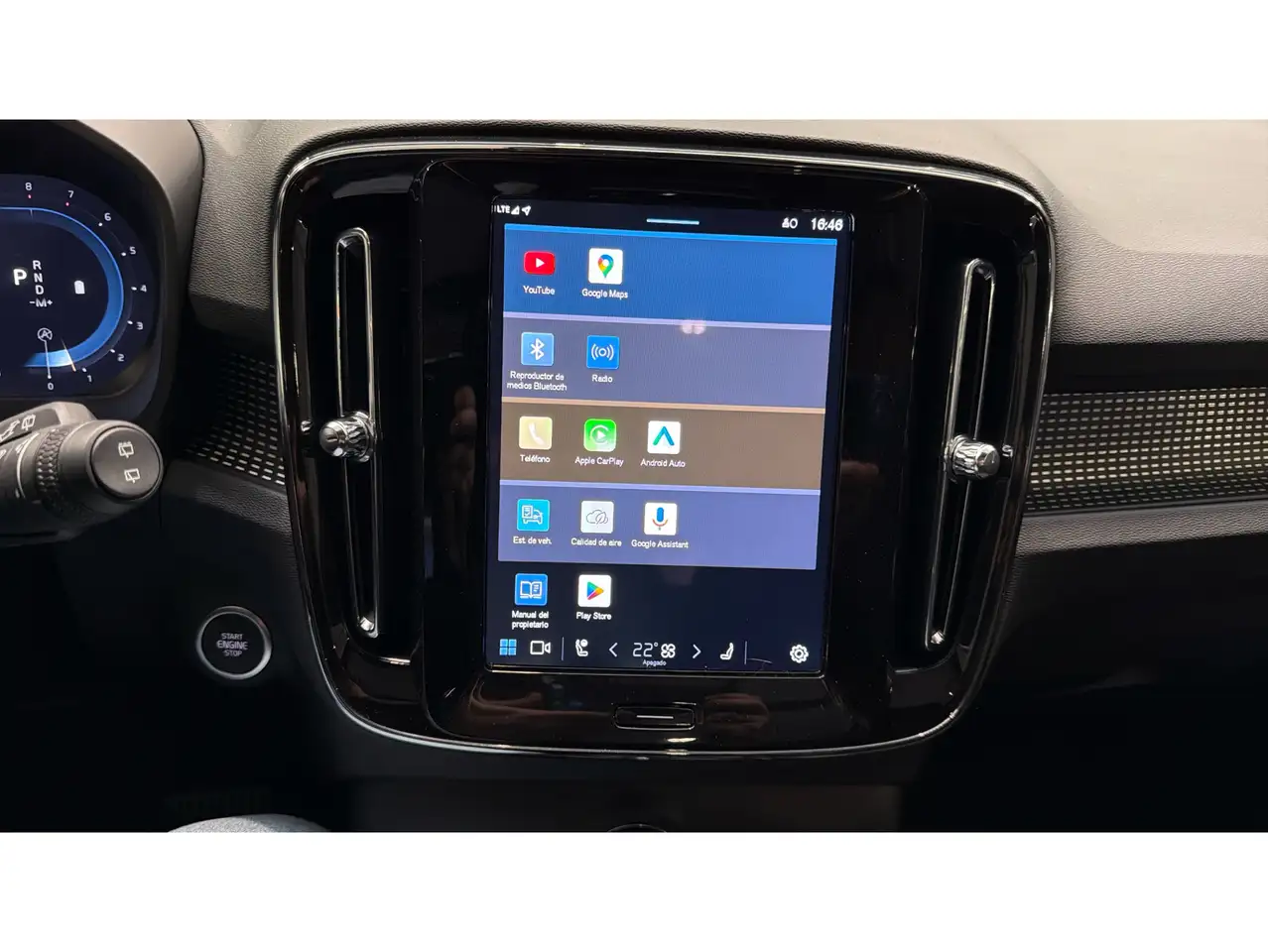 Volvo XC40 B3 Ultra Aut. — Galerie du véhicule 15
